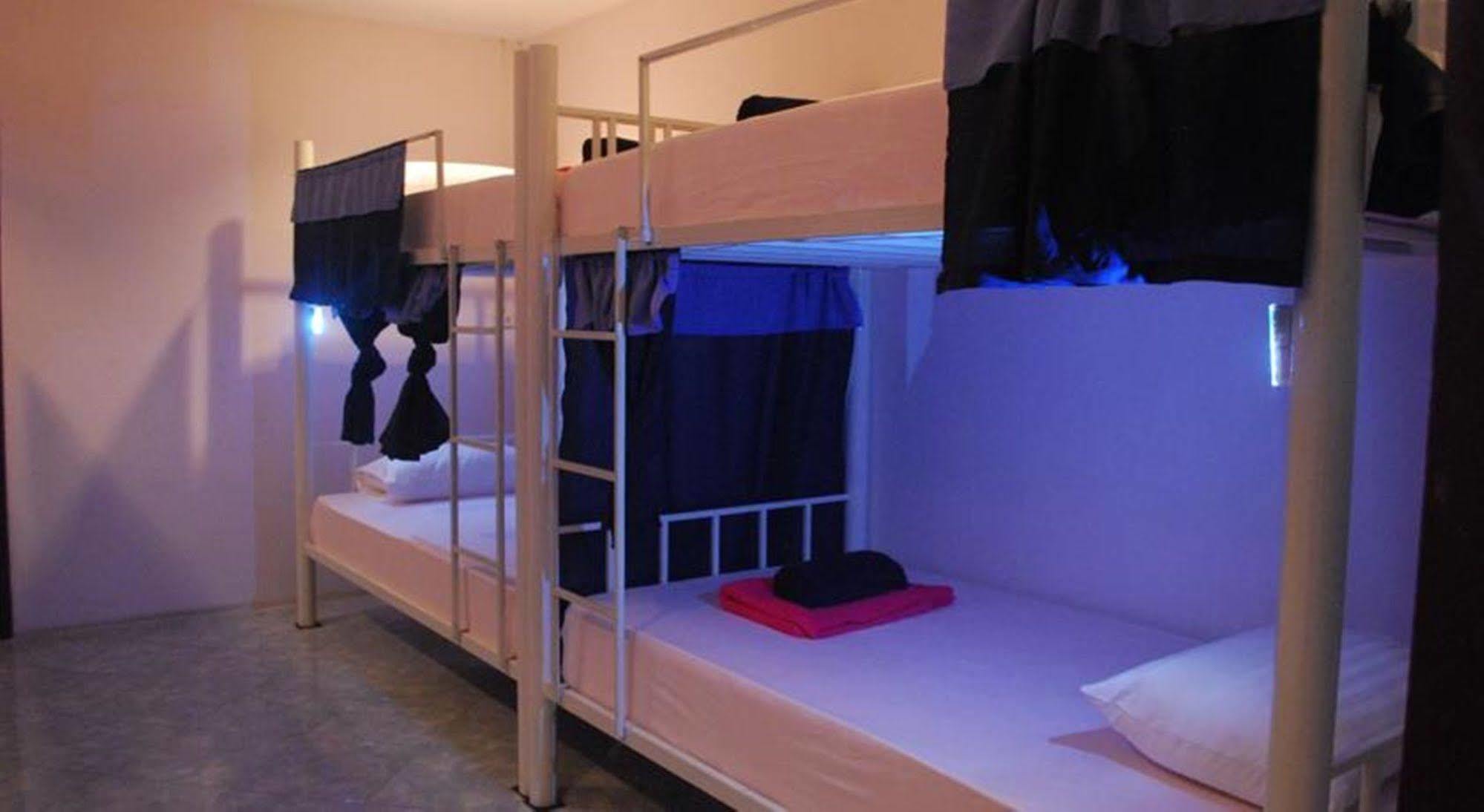 Baan Kai Hostel Bankhaj Kültér fotó