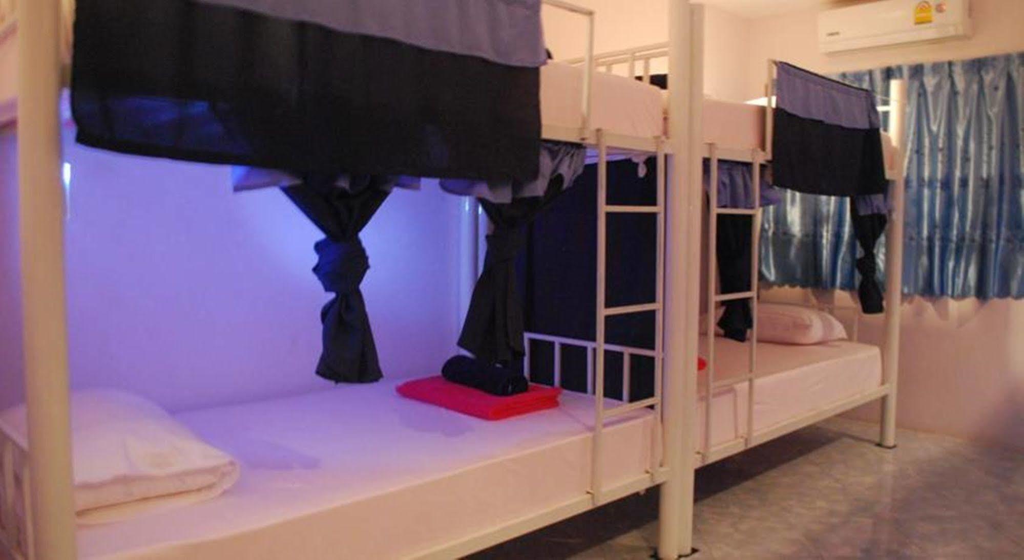 Baan Kai Hostel Bankhaj Kültér fotó
