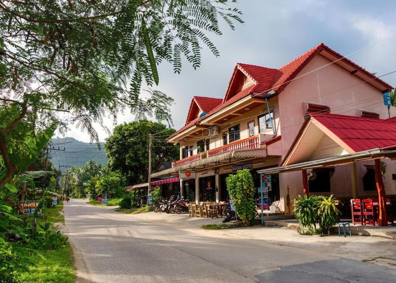 Baan Kai Hostel Bankhaj Kültér fotó